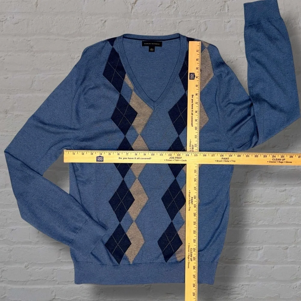 Banana Republic Men’s Silk Cashmere Blend Argyle V-Neck Sweater Blue Size L